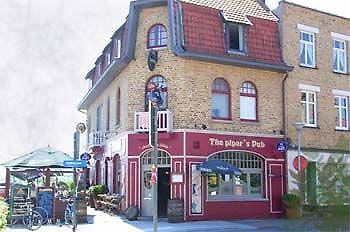 ミデルケルケ The Pipers Bed & Breakfast エクステリア 写真