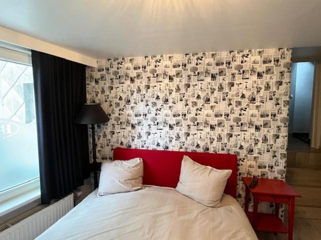 ミデルケルケ The Pipers Bed & Breakfast エクステリア 写真